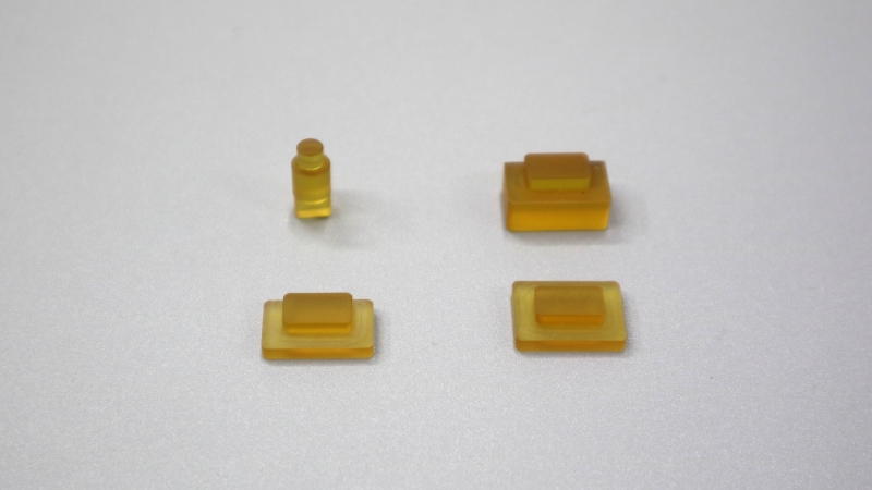 PEI（ウルテム）の加工サンプル画像。治具用途。